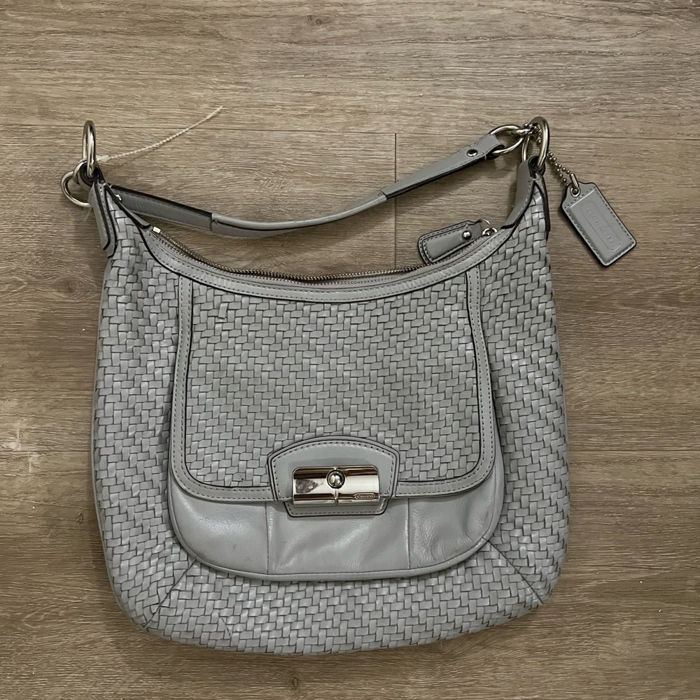 Vintage Coach bag in great condition!